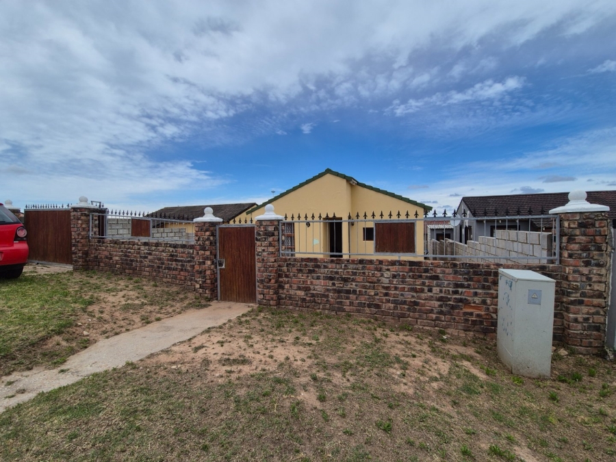 2 Bedroom Property for Sale in Kwadwesi Eastern Cape